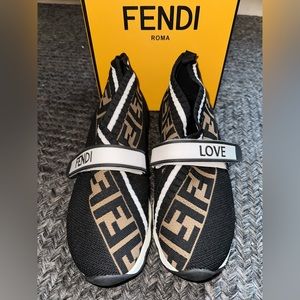 Fendi FF Rockoko size 9